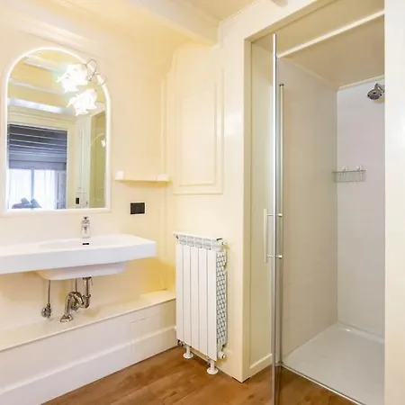 Rinascimento Giraldi -12 Ospiti 80 Mt Dal Duomo - Apartament *